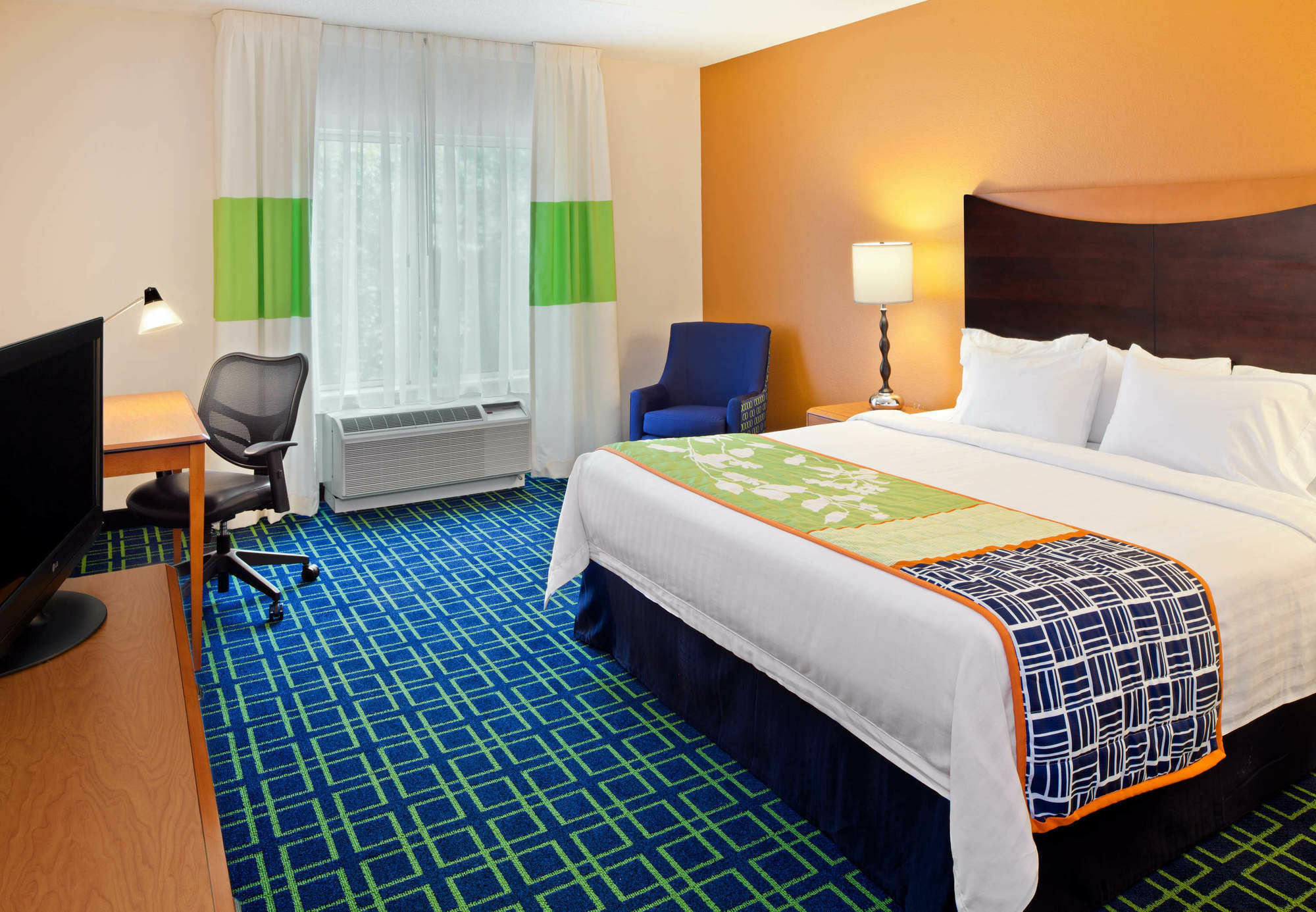 Fairfield Inn & Suites Льюисберг Номер фото