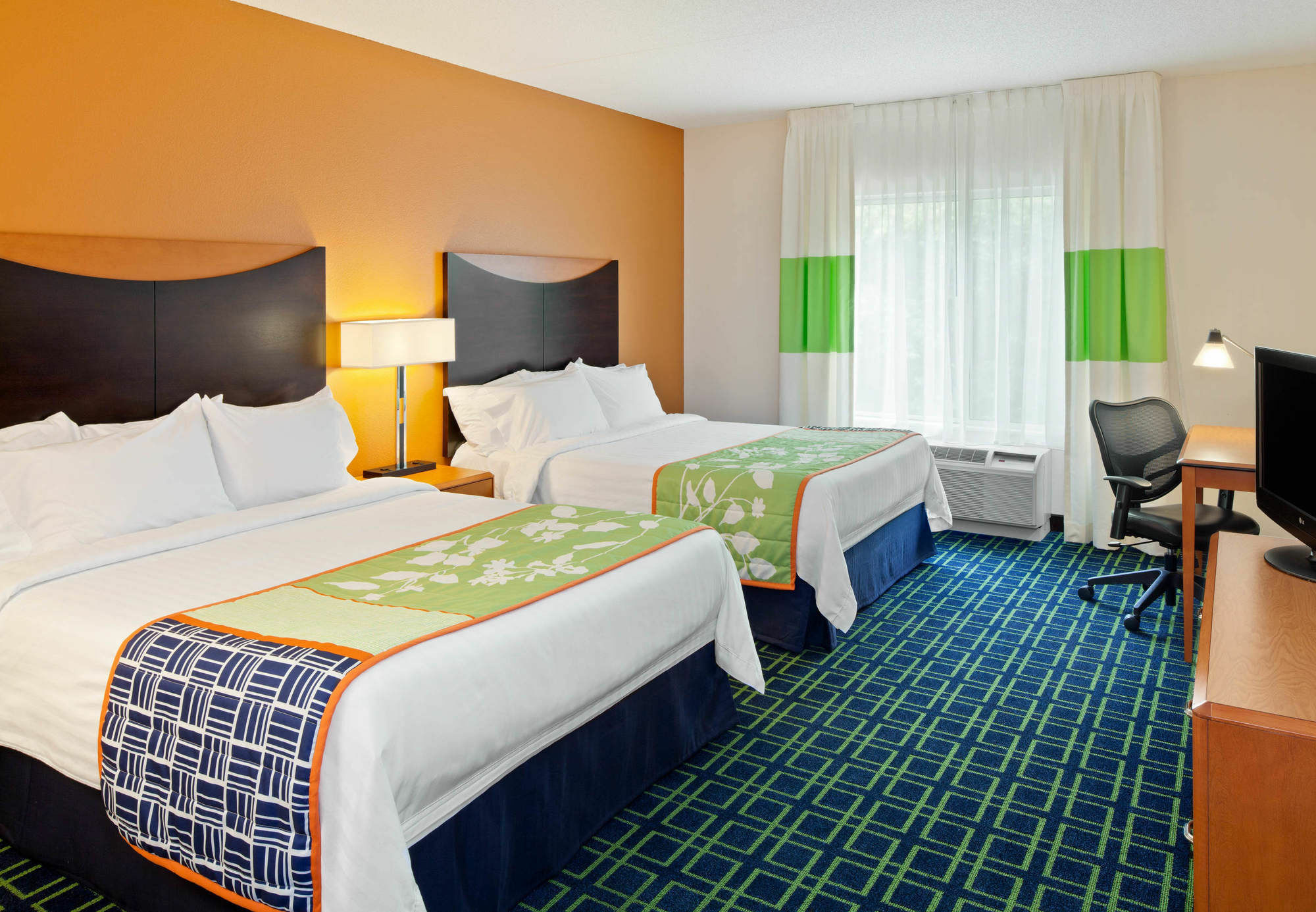 Fairfield Inn & Suites Льюисберг Номер фото